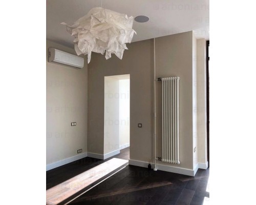 Трубчатый дизайн-радиатор производства ARBONIA (Германия), модель 2180, 8 секций, боковое подключение 12 (слева)/34 (справа)