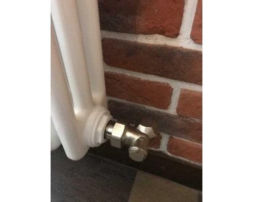 Трубчатый дизайн-радиатор производства ARBONIA (Германия), модель 3180, 4 секции, боковое подключение 12 (слева)/34 (справа)