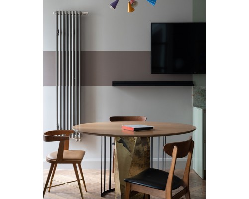 Трубчатый дизайн-радиатор производства ARBONIA (Германия) модель 2180/8/69 с нижней подводкой