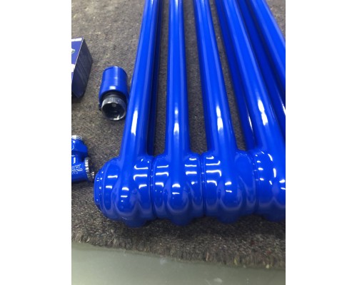 Трубчатый дизайн-радиатор производства ARBONIA (Германия), модель 2200, 5 секций, нижнее подключение 69 (слева)/89 (справа)