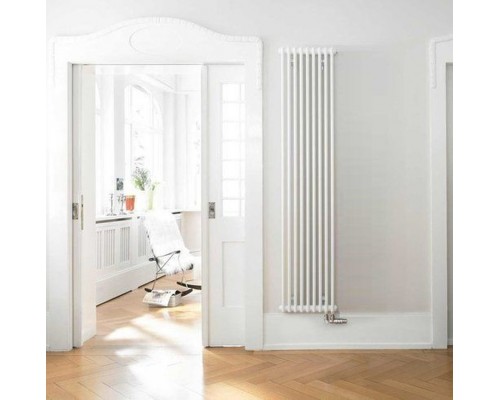 Трубчатый дизайн-радиатор производства ARBONIA (Германия), модель 2200, 9 секций, нижнее подключение 69 (слева)/89 (справа)