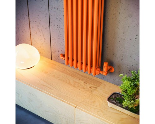 Трубчатый дизайн-радиатор производства ARBONIA (Германия), модель 3180, 7 секций, нижнее разностороннее подключение 24 (слева направо)/42 (справа налево)