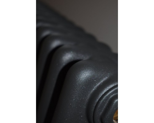 Трубчатый дизайн-радиатор производства ARBONIA (Германия) модель 3030/18/12 с боковой подводкой